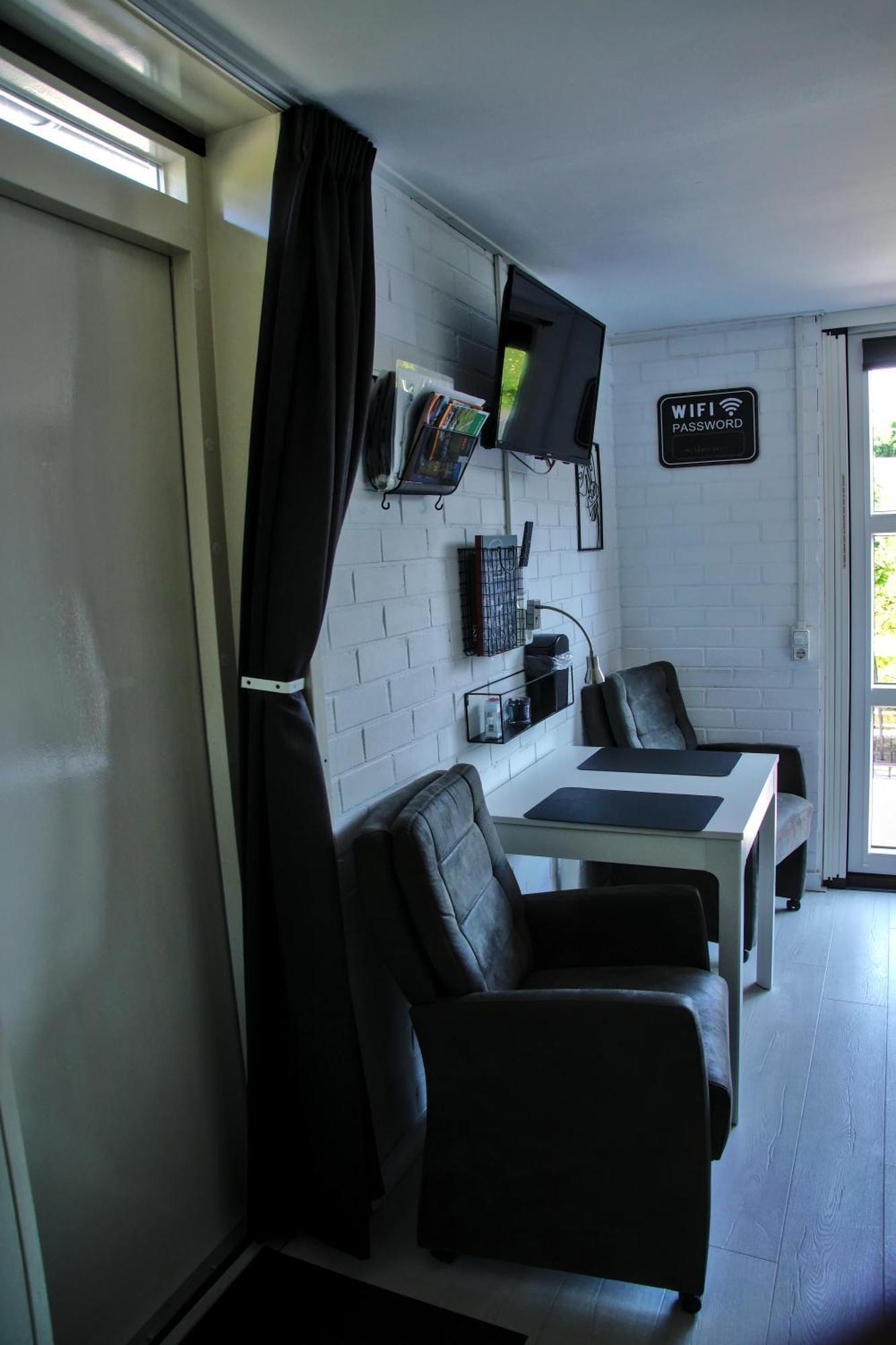 Emmen Bed And Breakfast Εξωτερικό φωτογραφία